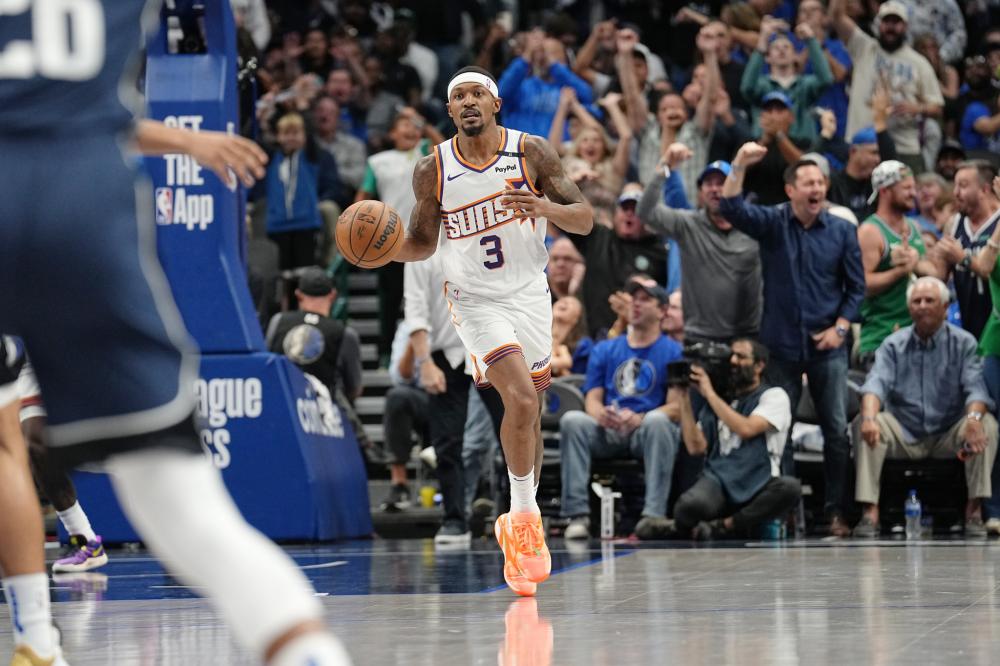 也展现出中 也展现出中