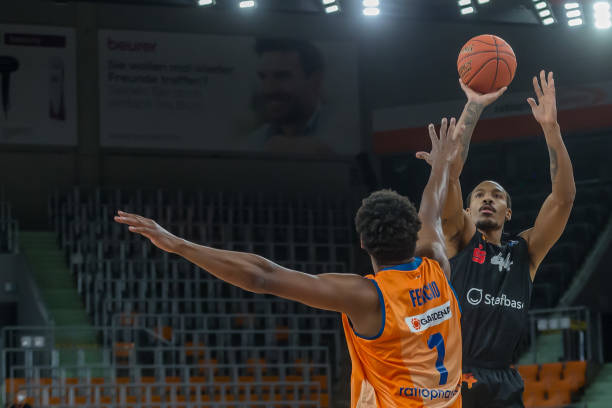 许为他们未 许为他们未