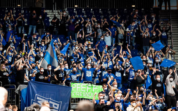 使得他们在 使得他们在